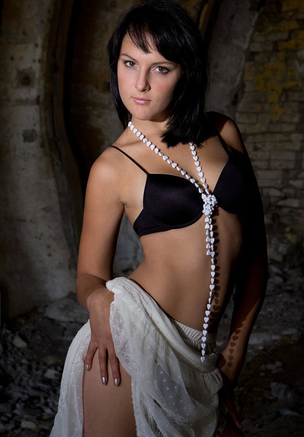 Юлия, 18 лет, 0 размер груди